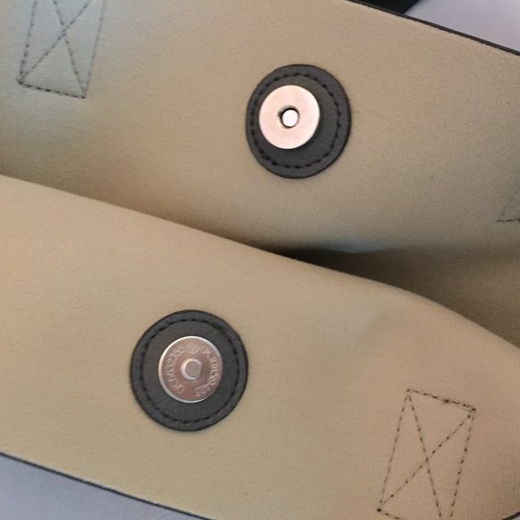 DSW Grey Tote - Picture 6 of 6